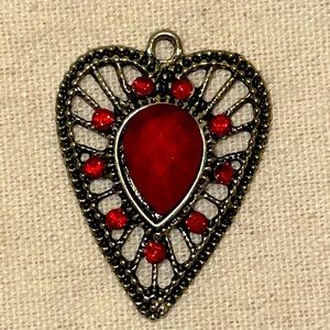 Heart shaped necklace pendent